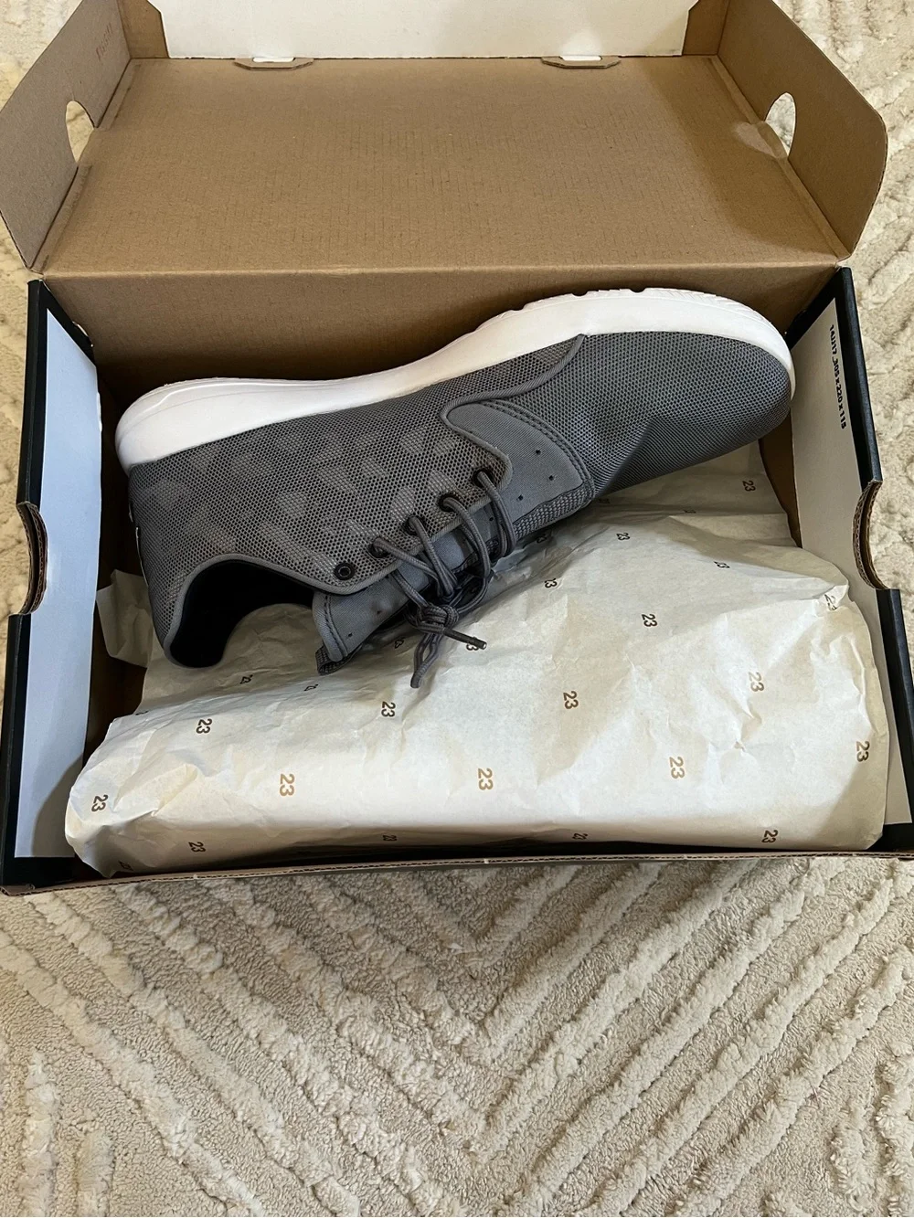Nike Air Jordan Eclipse Men’s Size 9.5 Grey & White Mesh Sneakers 724010-005